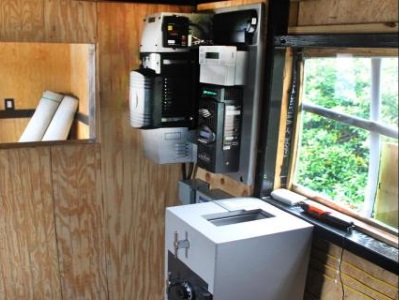 Speck: o quiosque off-grid que garante energia limpa portátil está em leilão